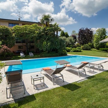 B&B Villa Adriano Desenzano del Garda Dış mekan fotoğraf