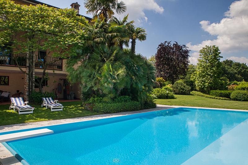 B&B Villa Adriano Desenzano del Garda Dış mekan fotoğraf