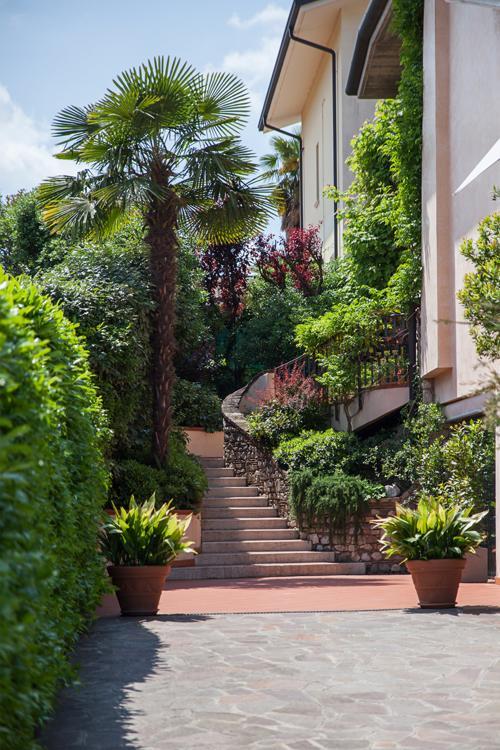 B&B Villa Adriano Desenzano del Garda Dış mekan fotoğraf