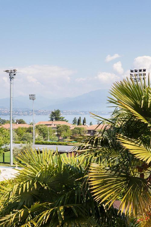 B&B Villa Adriano Desenzano del Garda Dış mekan fotoğraf